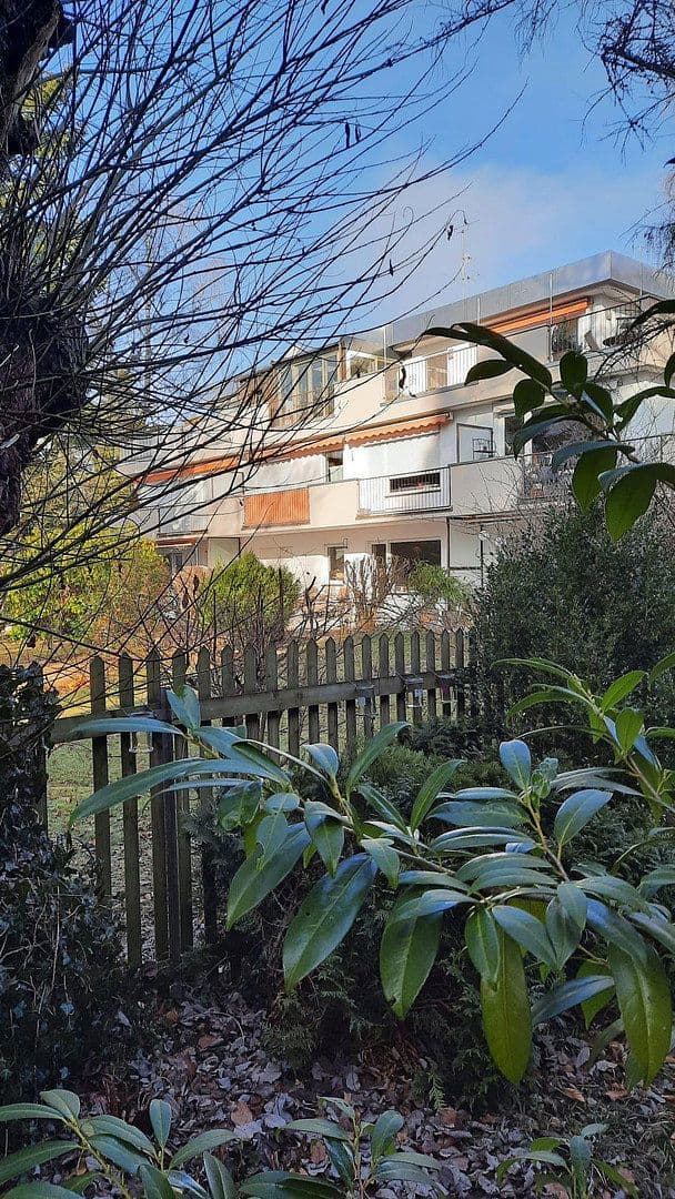 Pronájem bytu 2+1 75 m², Franz-Reber-Weg 6, München, Bavorsko Pronájem bytu 2+1 75 m², Franz-Reber-Weg 6, München, Bavorsko