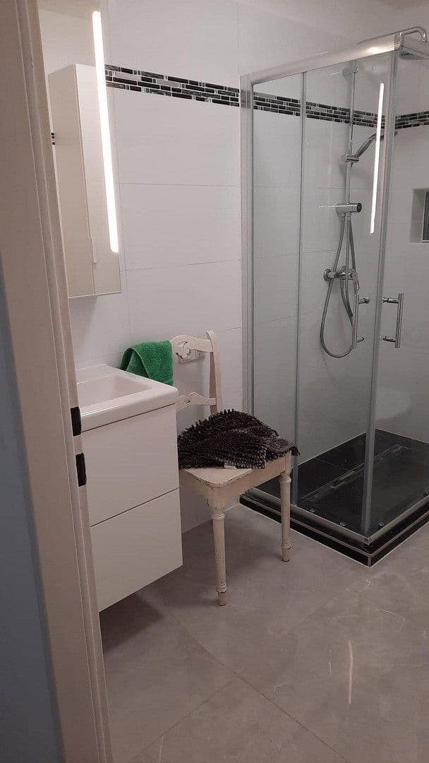 Pronájem bytu 2+1 75 m², Franz-Reber-Weg 6, München, Bavorsko Pronájem bytu 2+1 75 m², Franz-Reber-Weg 6, München, Bavorsko