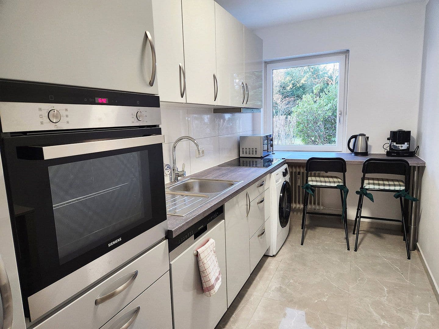 Pronájem bytu 2+1 75 m², Franz-Reber-Weg 6, München, Bavorsko Pronájem bytu 2+1 75 m², Franz-Reber-Weg 6, München, Bavorsko