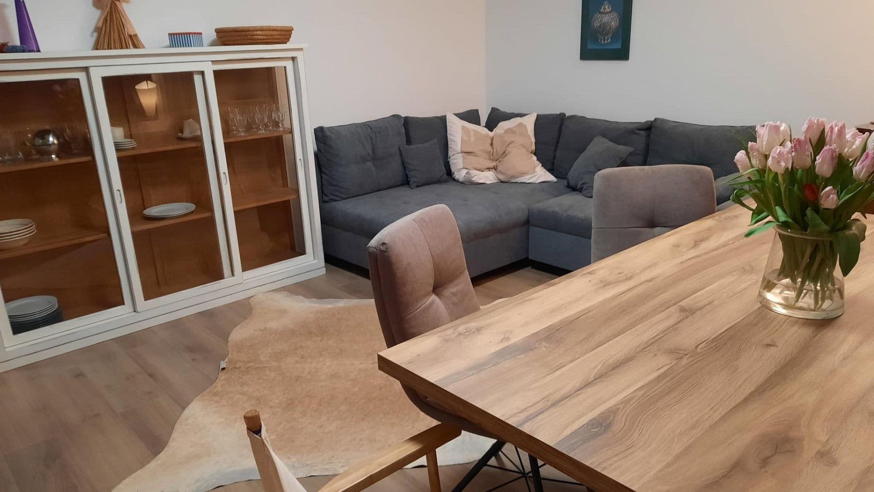 Pronájem bytu 2+1 75 m², Franz-Reber-Weg 6, München, Bavorsko Pronájem bytu 2+1 75 m², Franz-Reber-Weg 6, München, Bavorsko