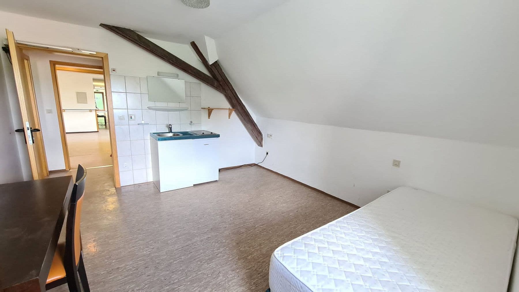 Pronájem bytu 5+1 140 m², Greding, Bavorsko Pronájem bytu 5+1 140 m², Greding, Bavorsko