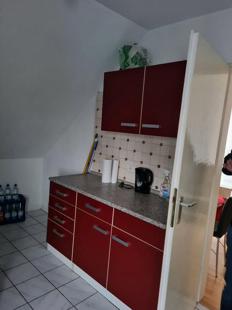 Pronájem bytu 2+1 45 m², Höchster Straße 16, Liederbach am Taunus, Hessen Pronájem bytu 2+1 45 m², Höchster Straße 16, Liederbach am Taunus, Hessen