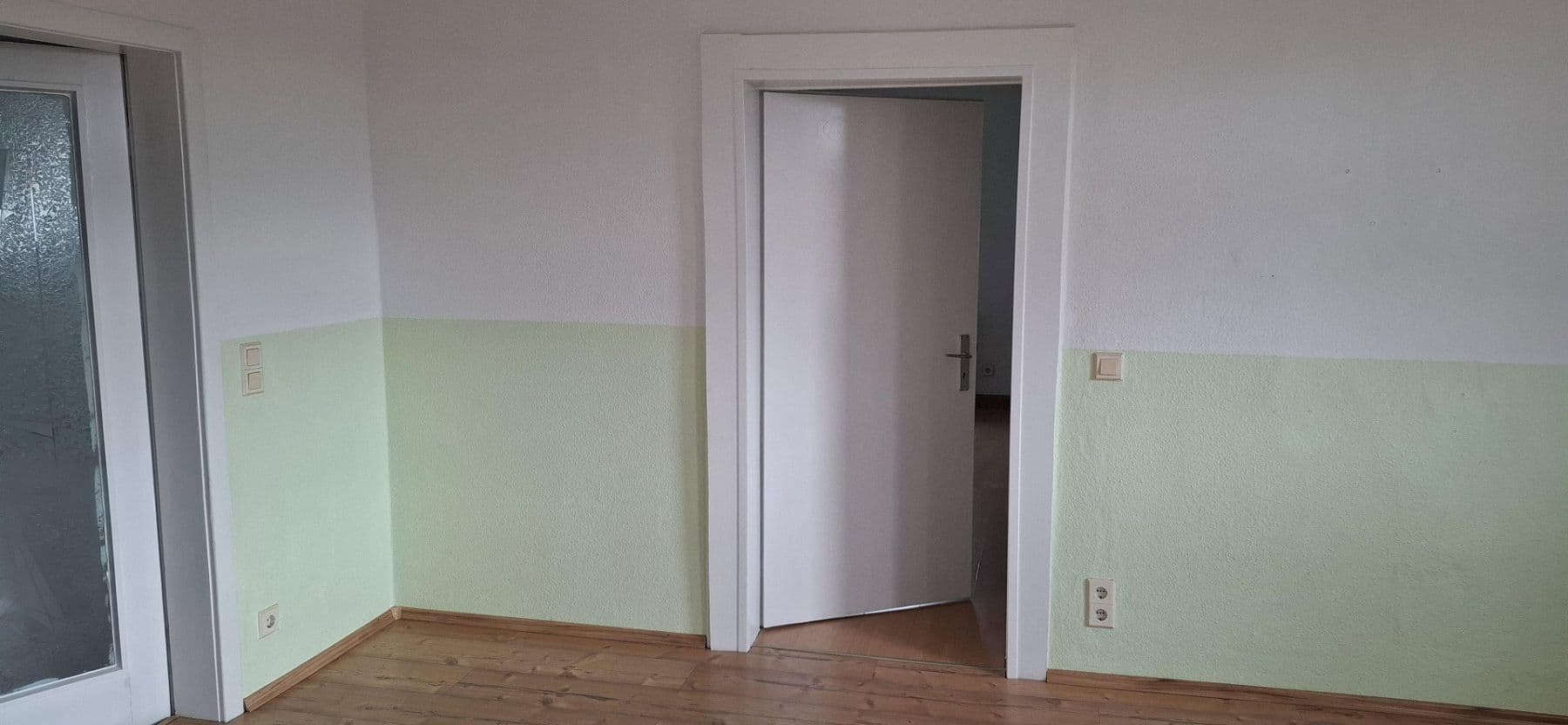 Pronájem bytu 4+1 100 m², Zeitzer Str. 27, Kretzschau, Sasko-Anhaltsko Pronájem bytu 4+1 100 m², Zeitzer Str. 27, Kretzschau, Sasko-Anhaltsko