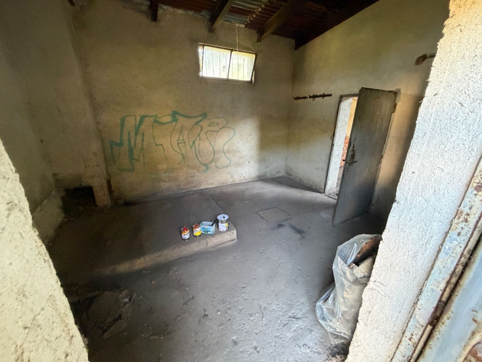 Pronájem garáže 60 m², Libušina, Svratka, Kraj Vysočina Pronájem garáže 60 m², Libušina, Svratka, Kraj Vysočina