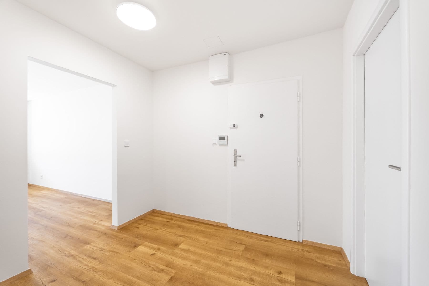 Prodej bytu 3+kk 77 m², Emilie Hyblerové, Praha, Praha Prodej bytu 3+kk 77 m², Emilie Hyblerové, Praha, Praha