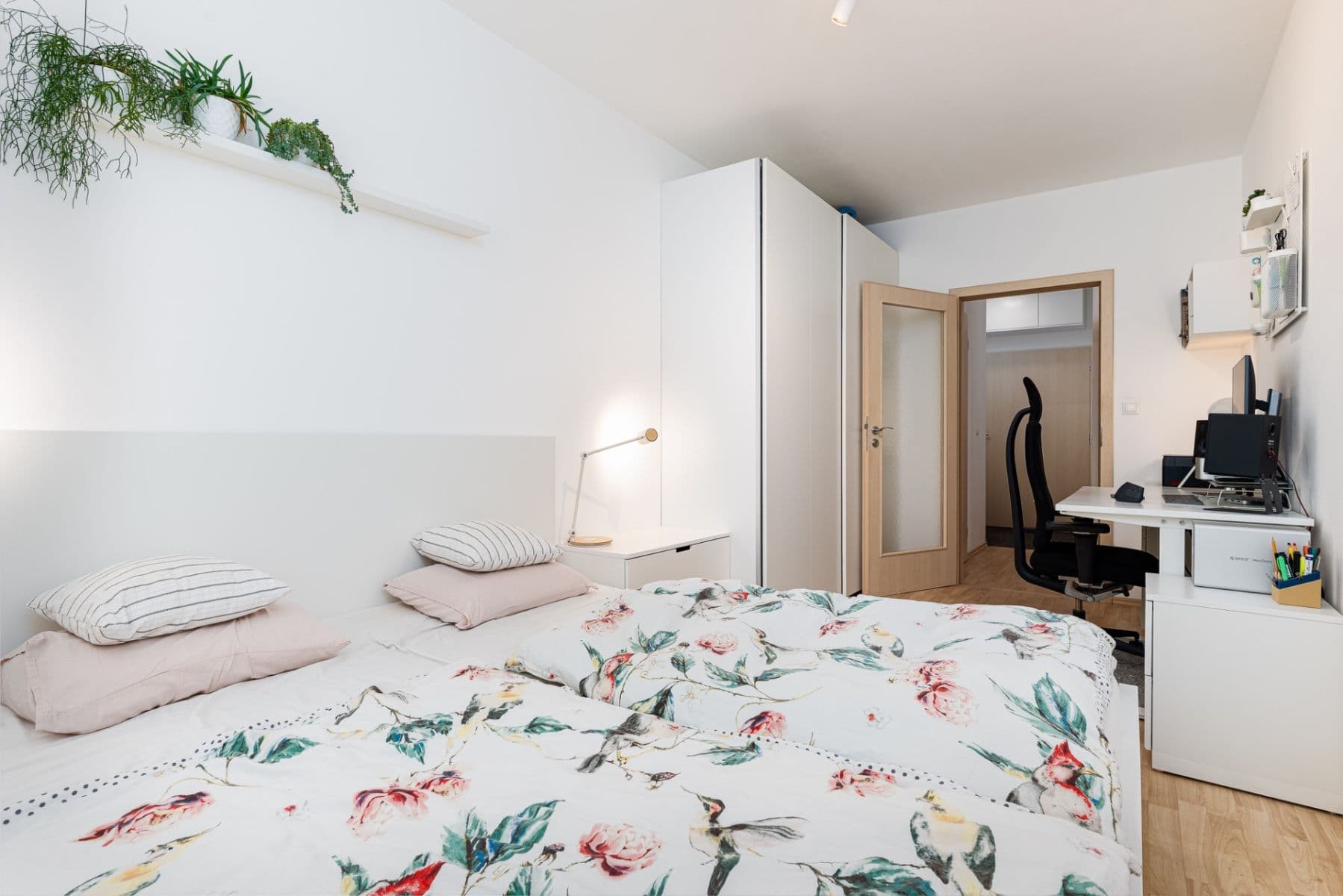 Pronájem bytu 2+kk 50 m², U Hostavického potoka, Praha, Praha Pronájem bytu 2+kk 50 m², U Hostavického potoka, Praha, Praha
