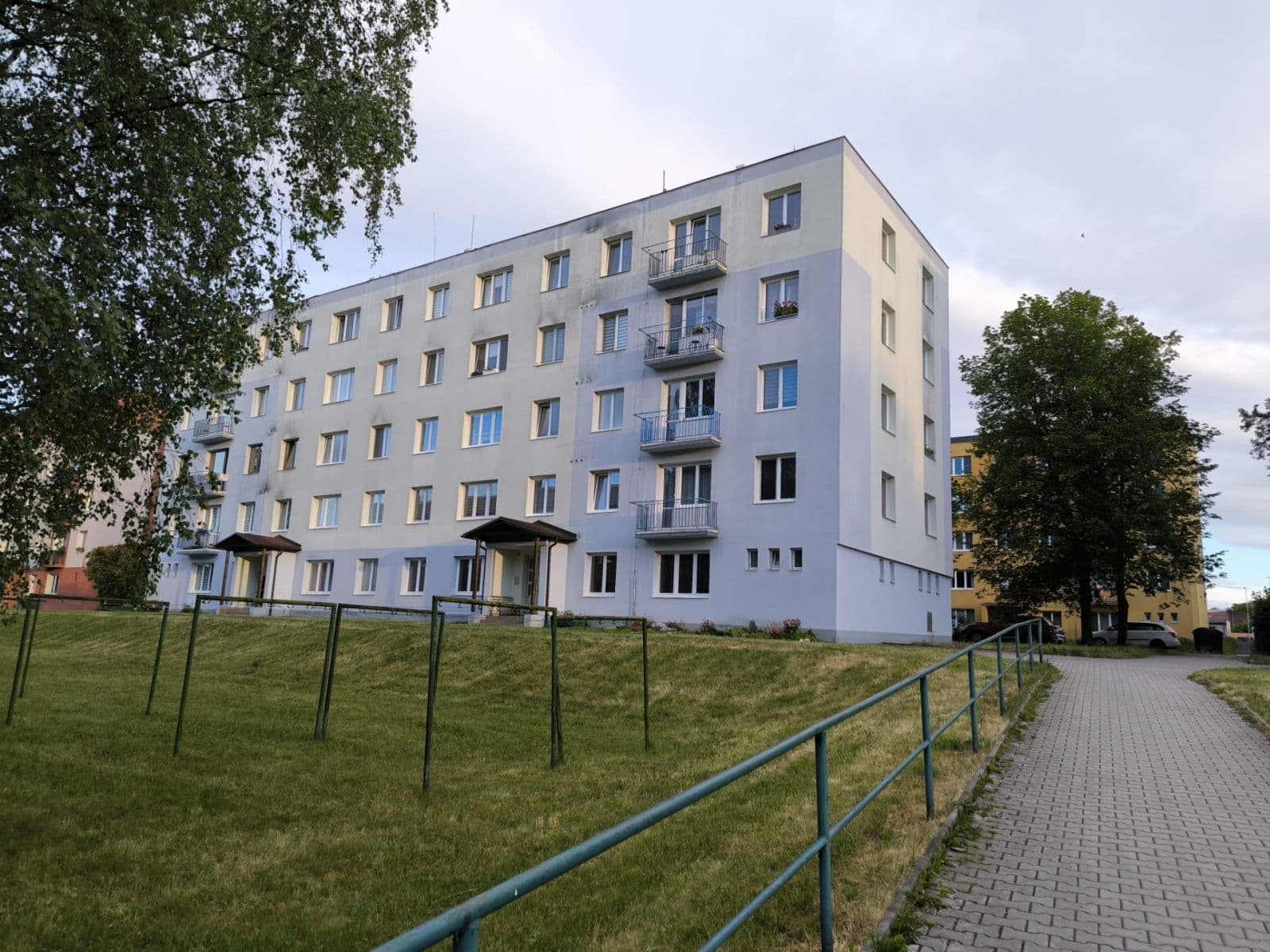 Pronájem bytu 2+1 46 m², Brožíkova, Stříbro, Plzeňský kraj Pronájem bytu 2+1 46 m², Brožíkova, Stříbro, Plzeňský kraj
