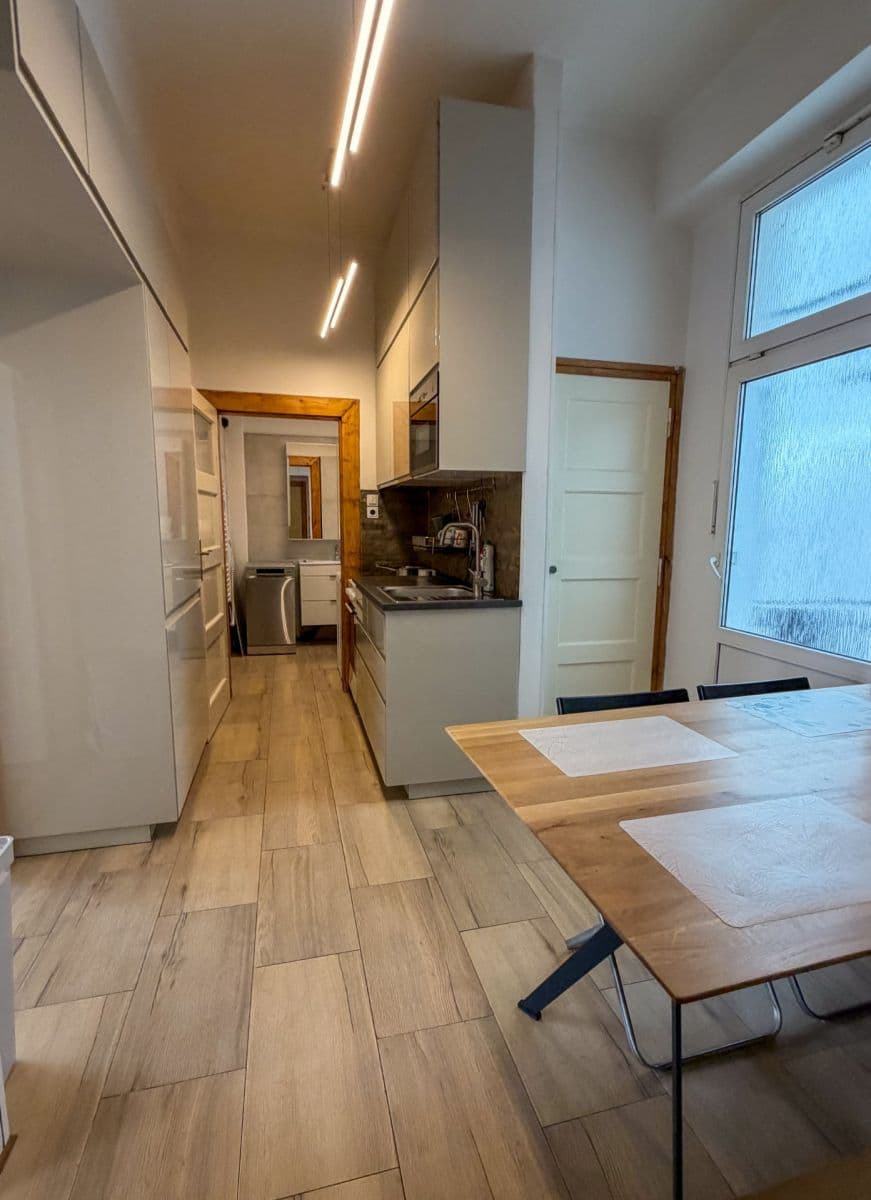 Pronájem bytu 2+kk 58 m², Stupkova, Praha, Praha Pronájem bytu 2+kk 58 m², Stupkova, Praha, Praha