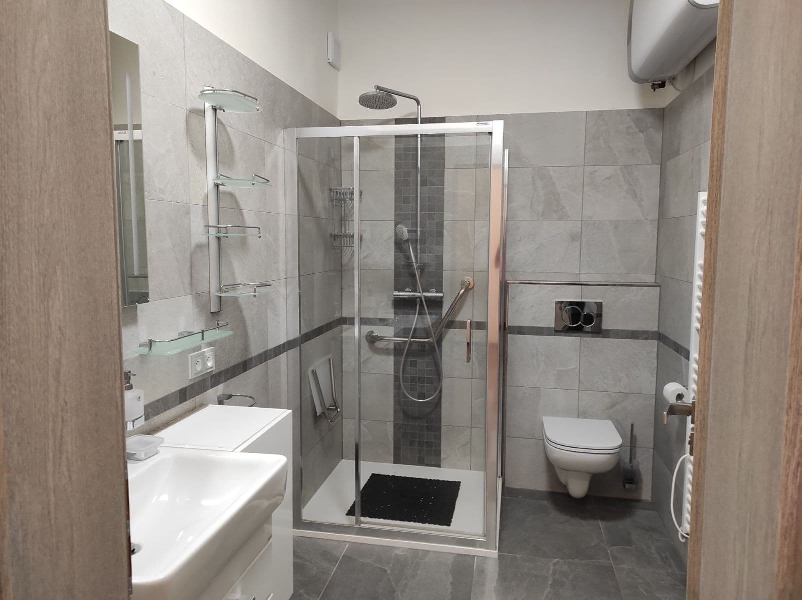 Pronájem bytu 2+kk 64 m², Husova, Čáslav, Středočeský kraj Pronájem bytu 2+kk 64 m², Husova, Čáslav, Středočeský kraj