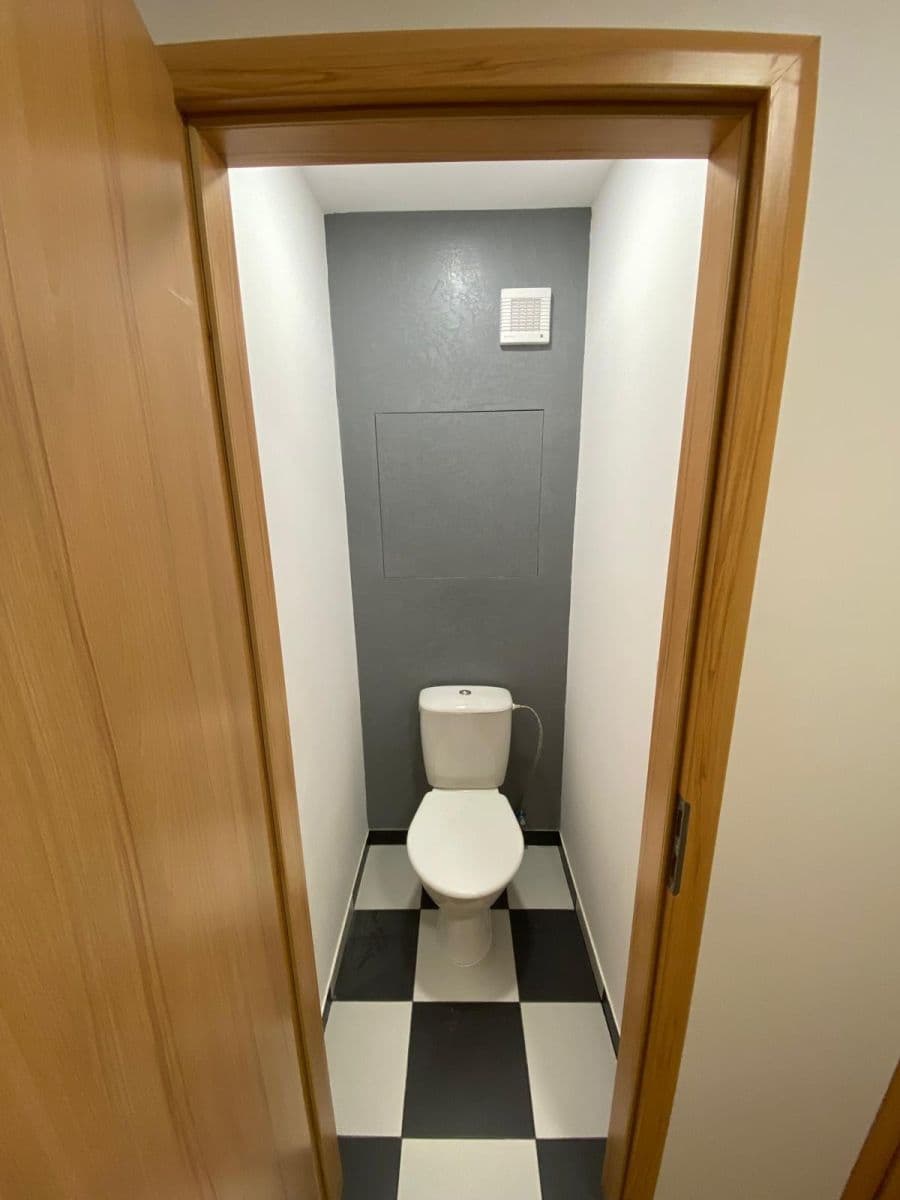 Pronájem bytu 1+kk 31 m², Hennerova, Praha, Praha Pronájem bytu 1+kk 31 m², Hennerova, Praha, Praha