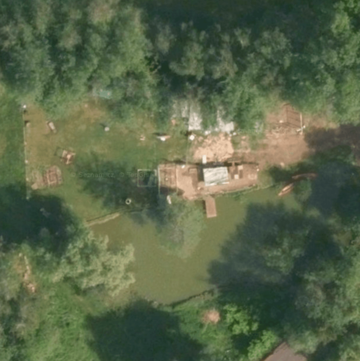 Pronájem pozemku 3.000 m², Sadov, Karlovarský kraj Pronájem pozemku 3.000 m², Sadov, Karlovarský kraj