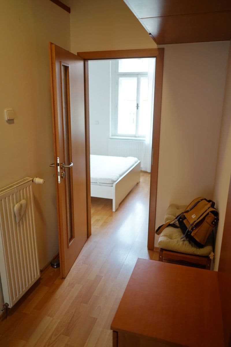 Pronájem bytu 2+kk 56 m², Slávy Horníka, Praha, Praha Pronájem bytu 2+kk 56 m², Slávy Horníka, Praha, Praha