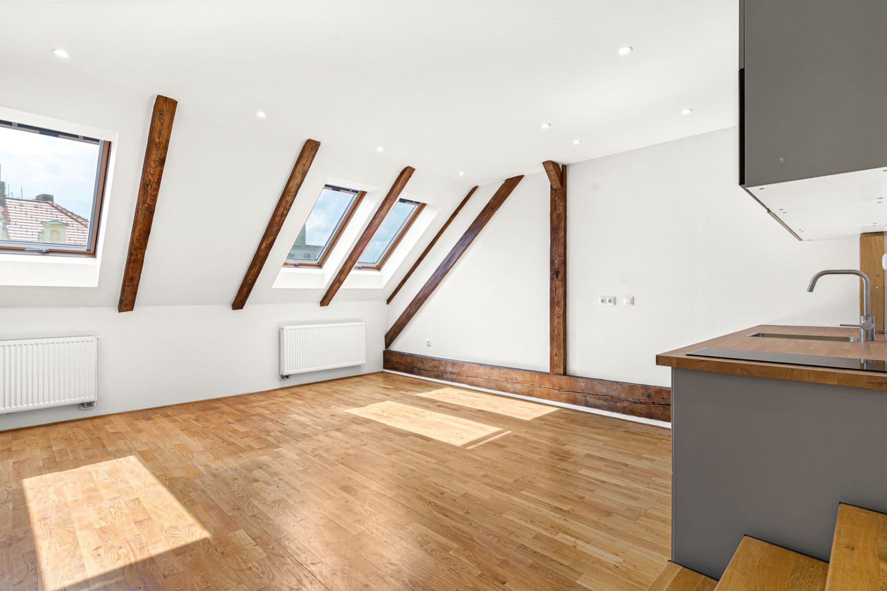 Prodej bytu 2+kk 48 m², Dukelských hrdinů, Praha, Praha Prodej bytu 2+kk 48 m², Dukelských hrdinů, Praha, Praha