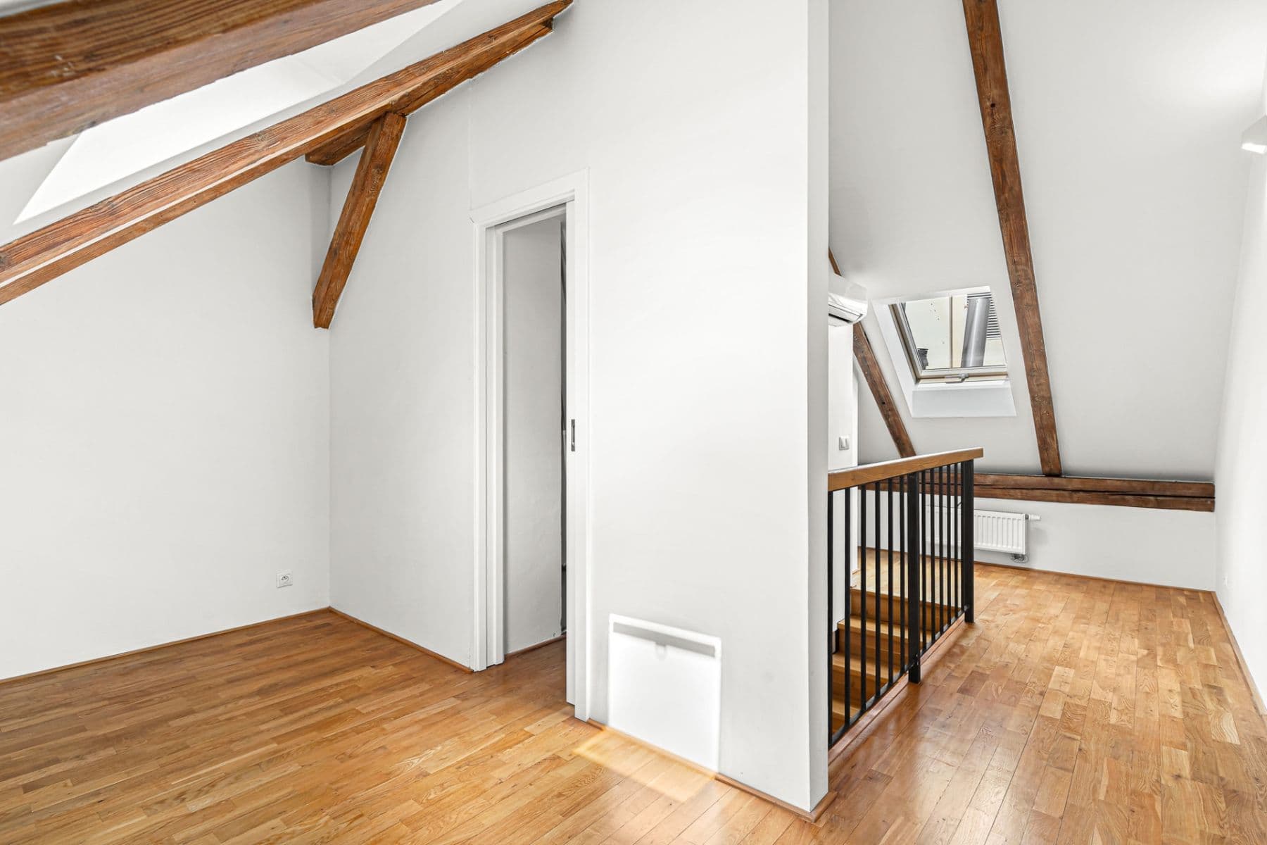 Prodej bytu 2+kk 48 m², Dukelských hrdinů, Praha, Praha Prodej bytu 2+kk 48 m², Dukelských hrdinů, Praha, Praha