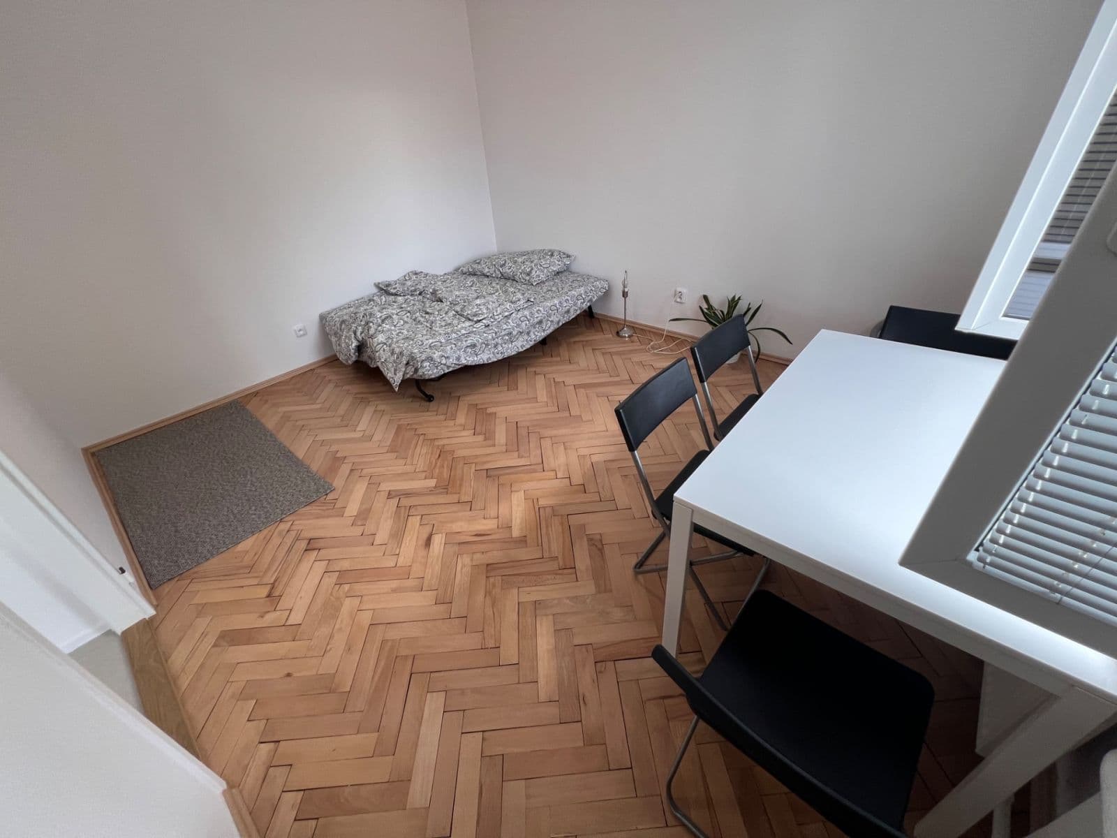 Pronájem bytu 1+1 28 m², Terezínská, Lovosice, Ústecký kraj Pronájem bytu 1+1 28 m², Terezínská, Lovosice, Ústecký kraj