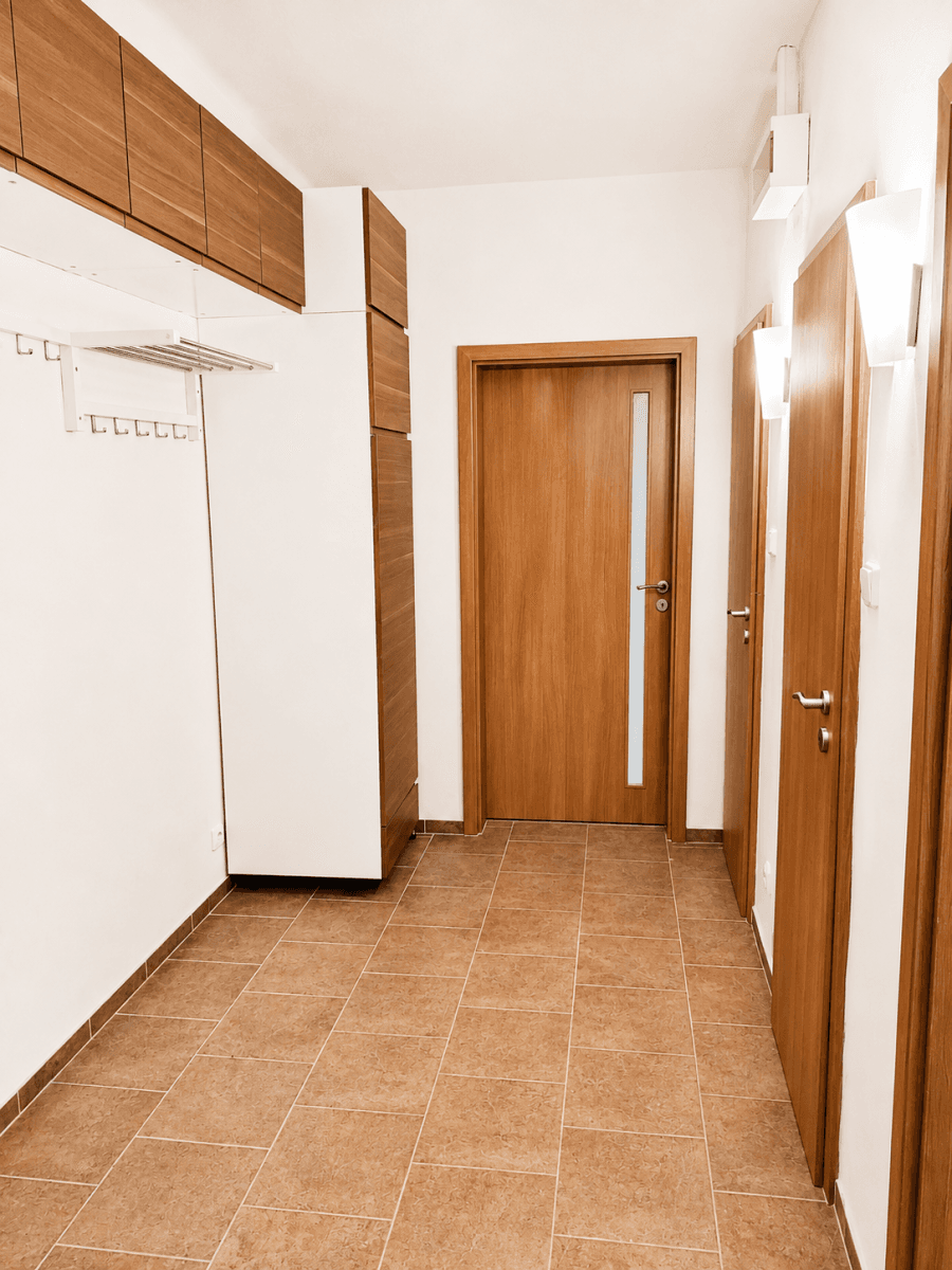 Pronájem bytu 2+1 51 m², K Lučinám, Praha, Praha Pronájem bytu 2+1 51 m², K Lučinám, Praha, Praha