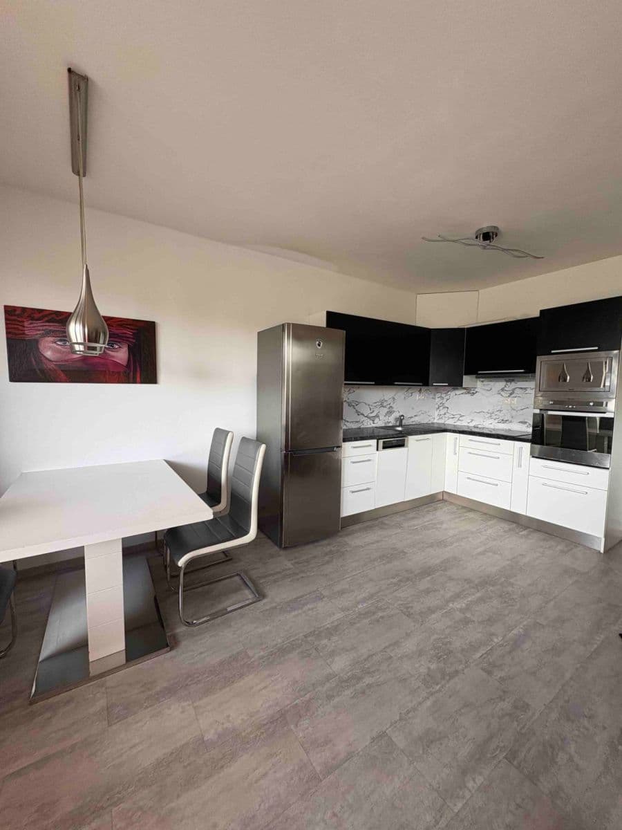 Pronájem bytu 2+kk 62 m², Athénská, Praha, Praha Pronájem bytu 2+kk 62 m², Athénská, Praha, Praha