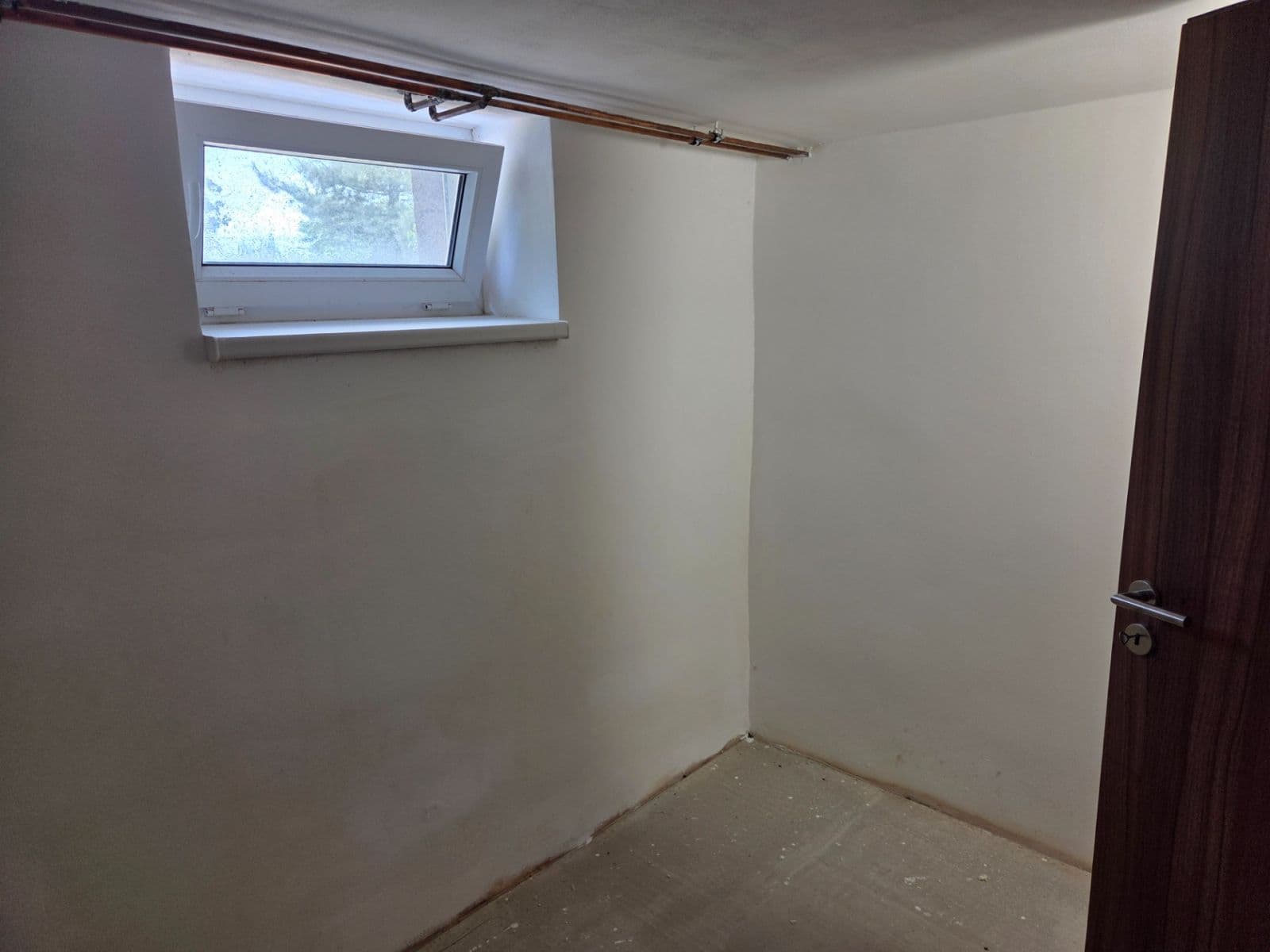 Pronájem domu 105 m², pozemek 1.002 m², Na Terase, Zlatníky-Hodkovice, Středočeský kraj Pronájem domu 105 m², pozemek 1.002 m², Na Terase, Zlatníky-Hodkovice, Středočeský kraj