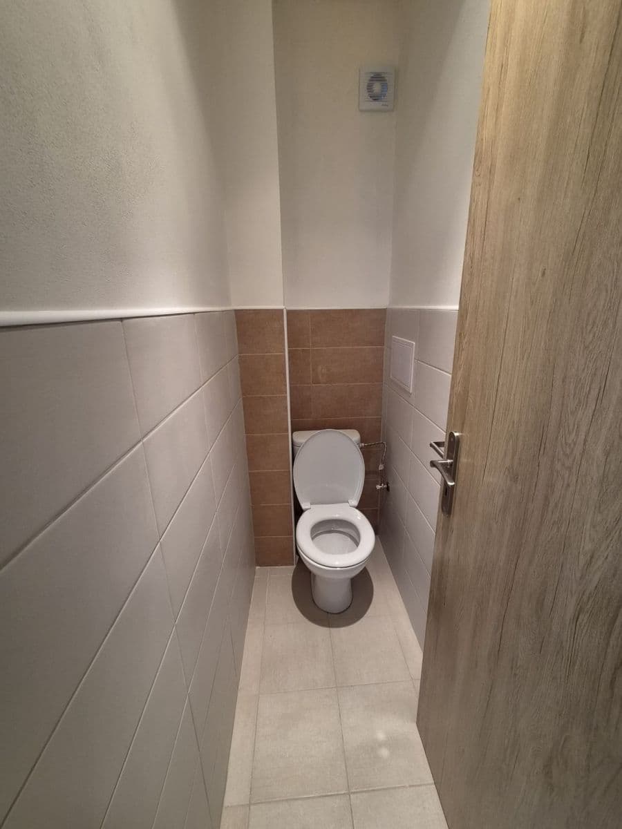 Pronájem bytu 2+kk 48 m², Sokolská, Chlumec nad Cidlinou, Královéhradecký kraj Pronájem bytu 2+kk 48 m², Sokolská, Chlumec nad Cidlinou, Královéhradecký kraj