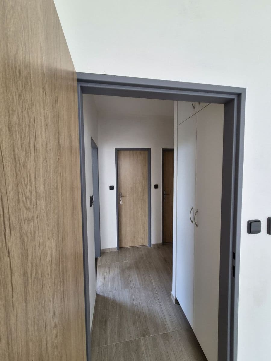 Pronájem bytu 2+kk 48 m², Sokolská, Chlumec nad Cidlinou, Královéhradecký kraj Pronájem bytu 2+kk 48 m², Sokolská, Chlumec nad Cidlinou, Královéhradecký kraj