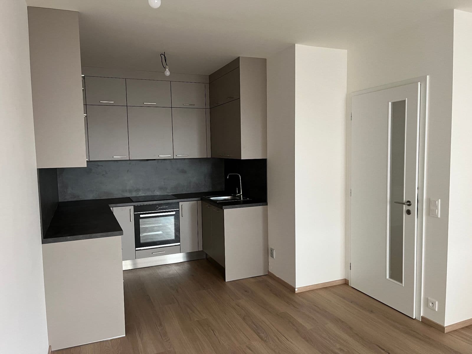 Pronájem bytu 2+kk 52 m², Waltariho, Praha, Praha Pronájem bytu 2+kk 52 m², Waltariho, Praha, Praha