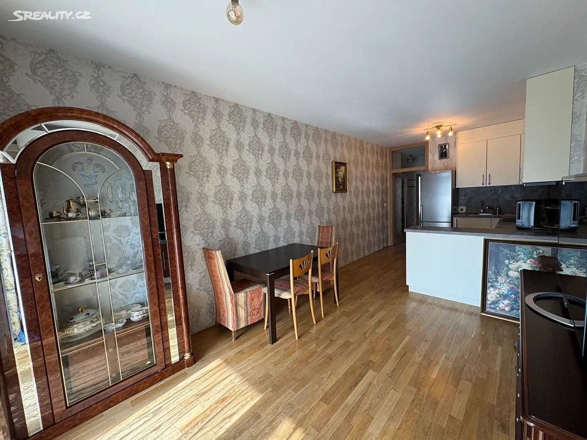 Pronájem bytu 2+kk 43 m², Vrchlického, Praha, Praha Pronájem bytu 2+kk 43 m², Vrchlického, Praha, Praha