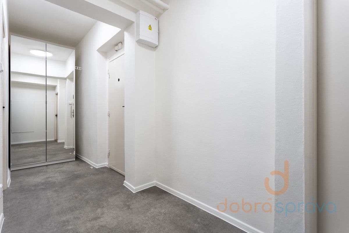 Pronájem bytu 2+kk 55 m², Africká, Praha, Praha Pronájem bytu 2+kk 55 m², Africká, Praha, Praha