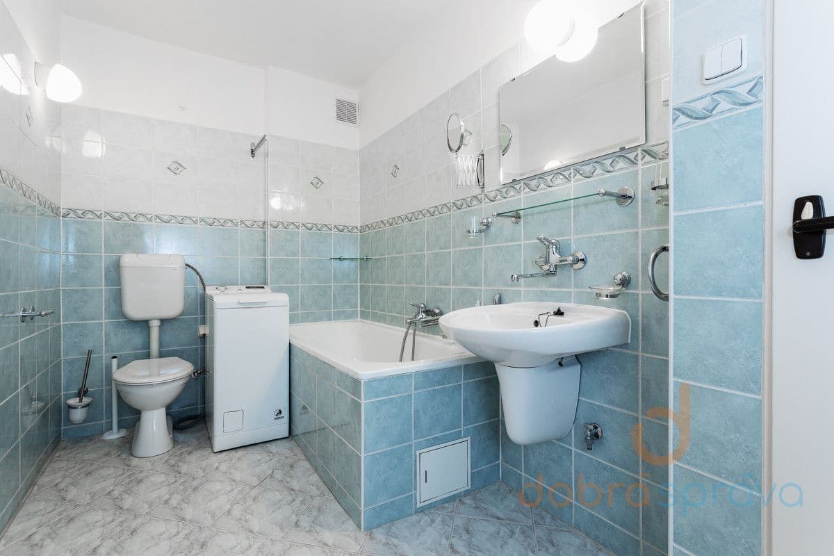Pronájem bytu 2+kk 55 m², Africká, Praha, Praha Pronájem bytu 2+kk 55 m², Africká, Praha, Praha