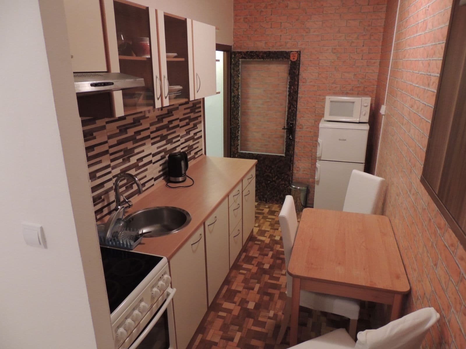 Pronájem bytu 1+kk 28 m², Vlnařská, Liberec, Liberecký kraj Pronájem bytu 1+kk 28 m², Vlnařská, Liberec, Liberecký kraj