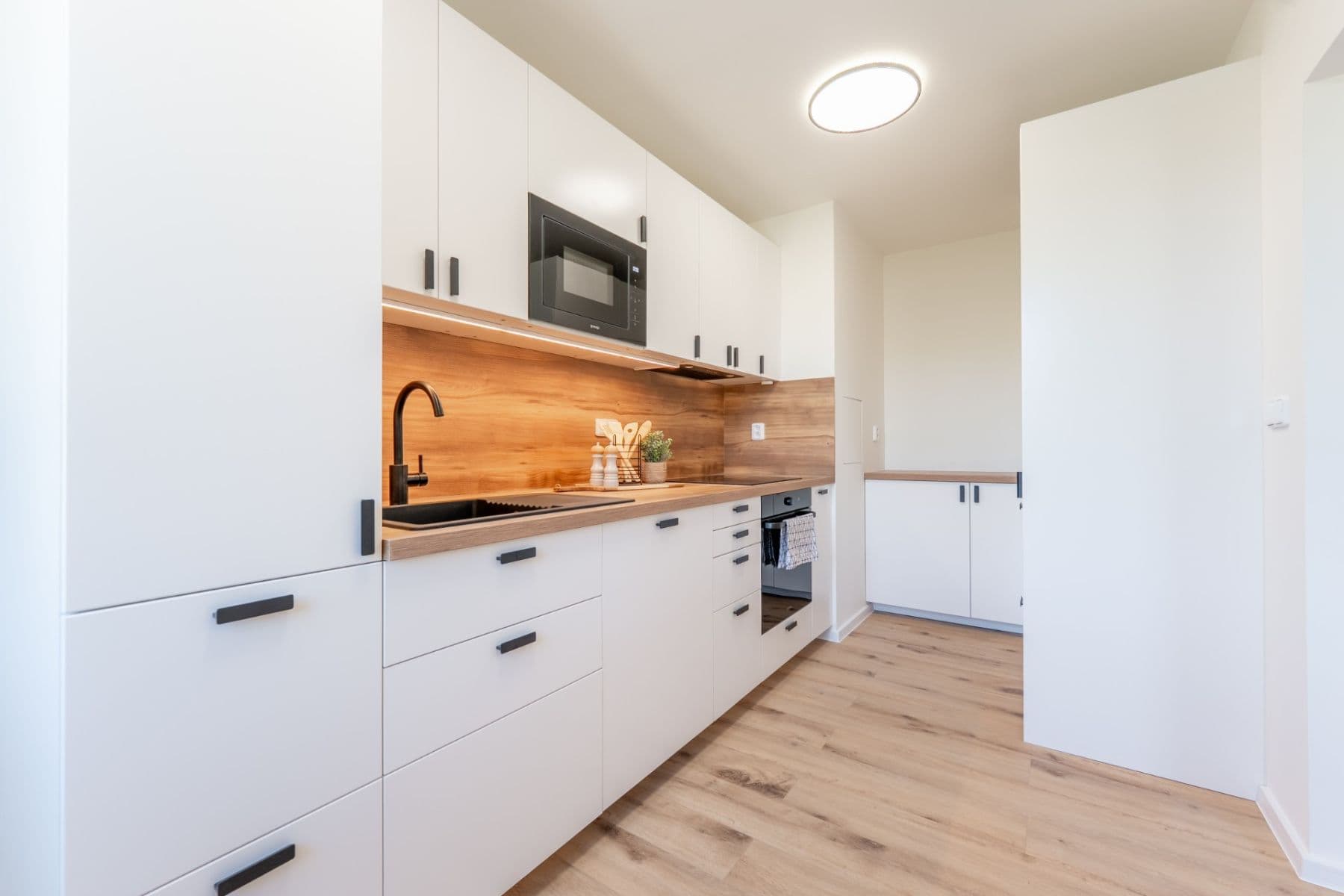 Prodej bytu 3+kk 71 m², Lešenská, Praha, Praha Prodej bytu 3+kk 71 m², Lešenská, Praha, Praha
