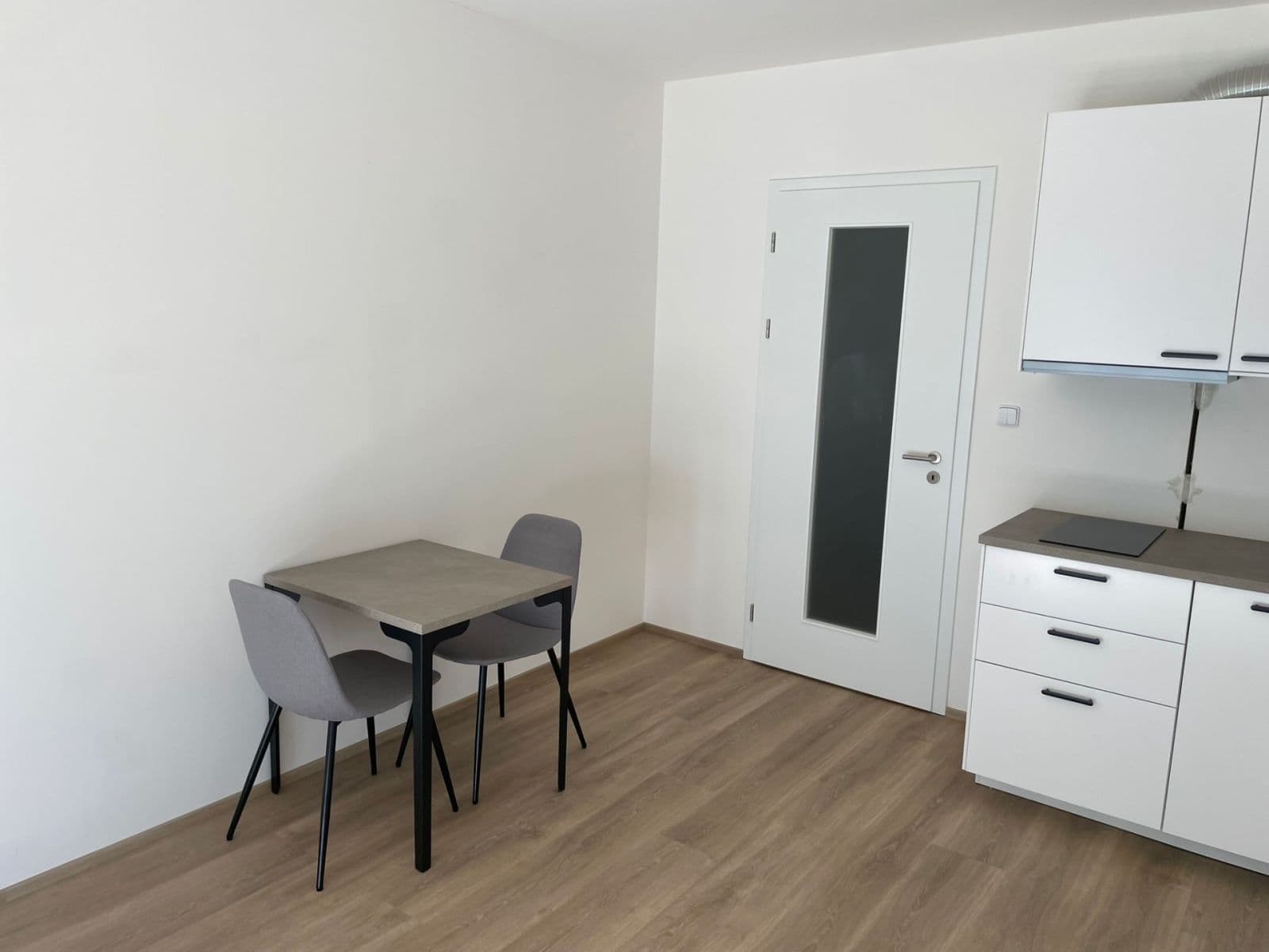 Pronájem bytu 1+kk 33 m², Čakovická, Praha, Praha Pronájem bytu 1+kk 33 m², Čakovická, Praha, Praha