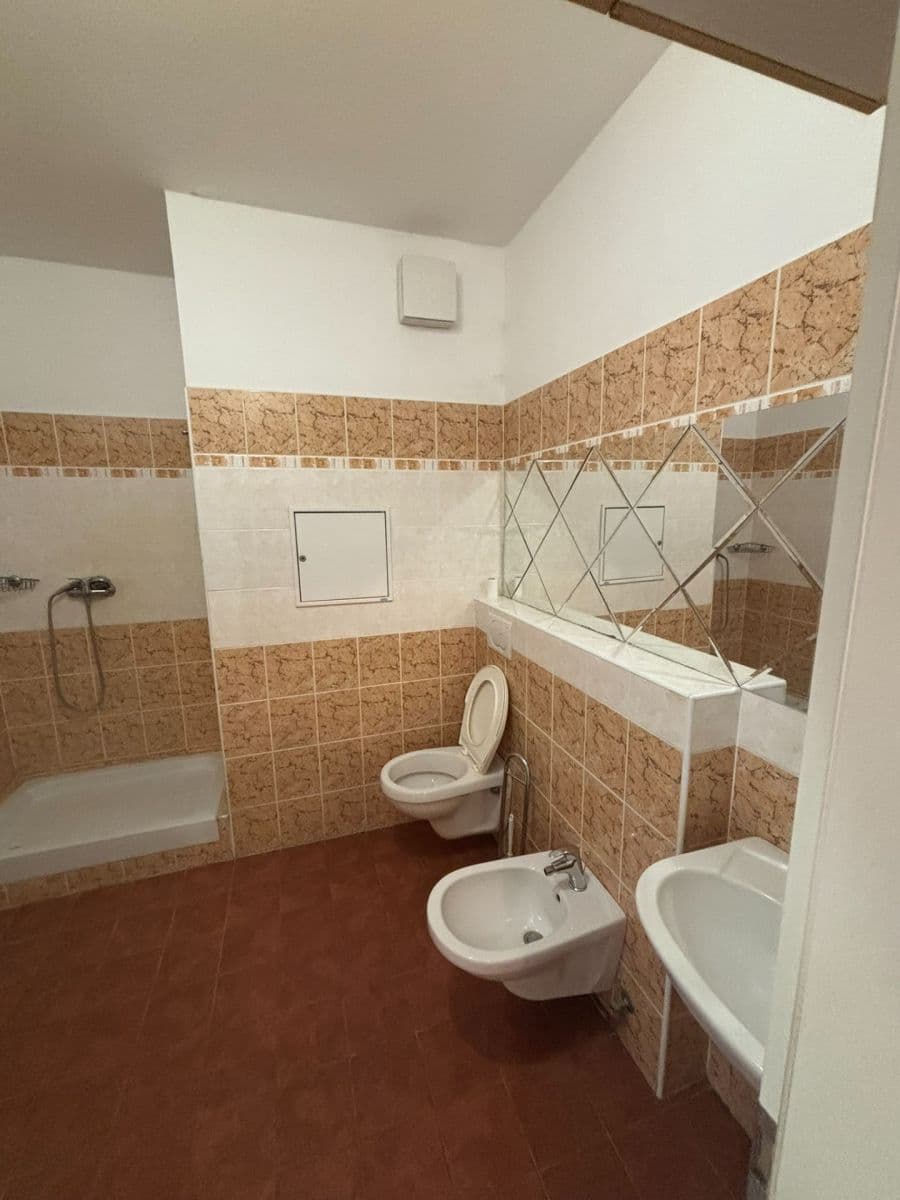Prodej bytu 3+kk 101 m², Osvoboditelů, Lovosice, Ústecký kraj Prodej bytu 3+kk 101 m², Osvoboditelů, Lovosice, Ústecký kraj