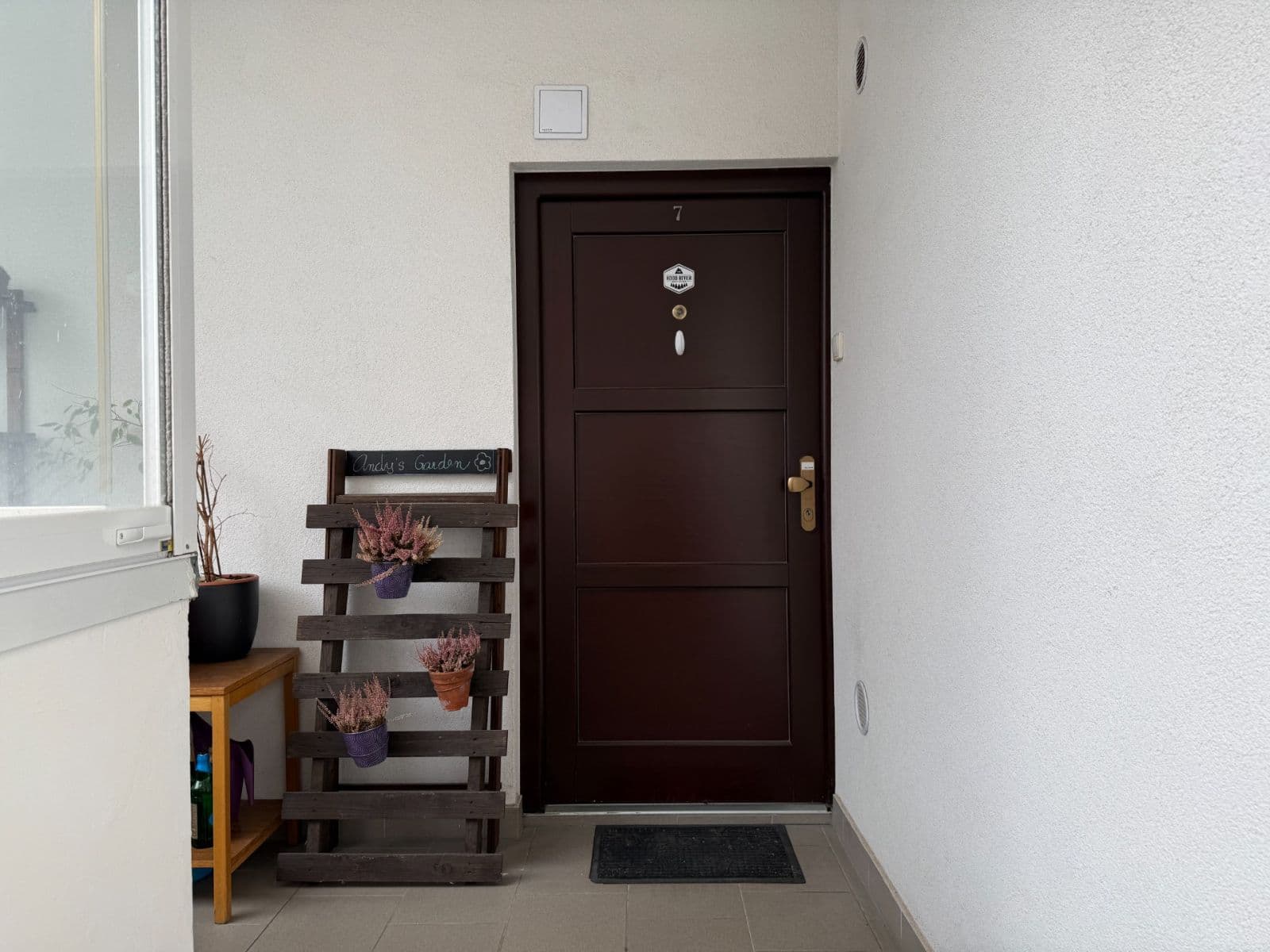 Pronájem bytu 2+kk 62 m², Hořanská, Praha, Praha Pronájem bytu 2+kk 62 m², Hořanská, Praha, Praha
