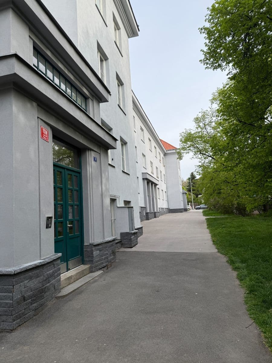 Pronájem bytu 2+kk 62 m², Hořanská, Praha, Praha Pronájem bytu 2+kk 62 m², Hořanská, Praha, Praha