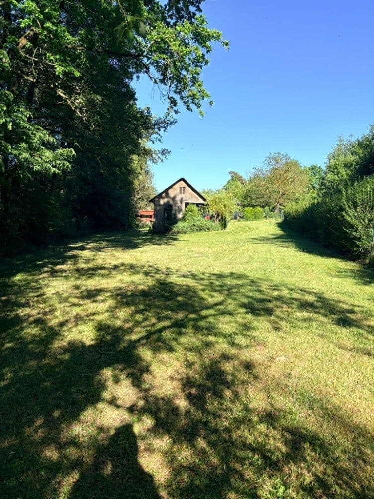 Pronájem pozemku 1.000 m², Ostředek, Středočeský kraj Pronájem pozemku 1.000 m², Ostředek, Středočeský kraj