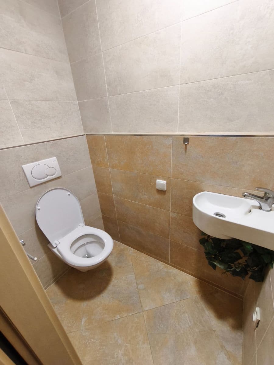 Pronájem bytu 3+1 76 m², Kachlíkova, Brno, Jihomoravský kraj Pronájem bytu 3+1 76 m², Kachlíkova, Brno, Jihomoravský kraj