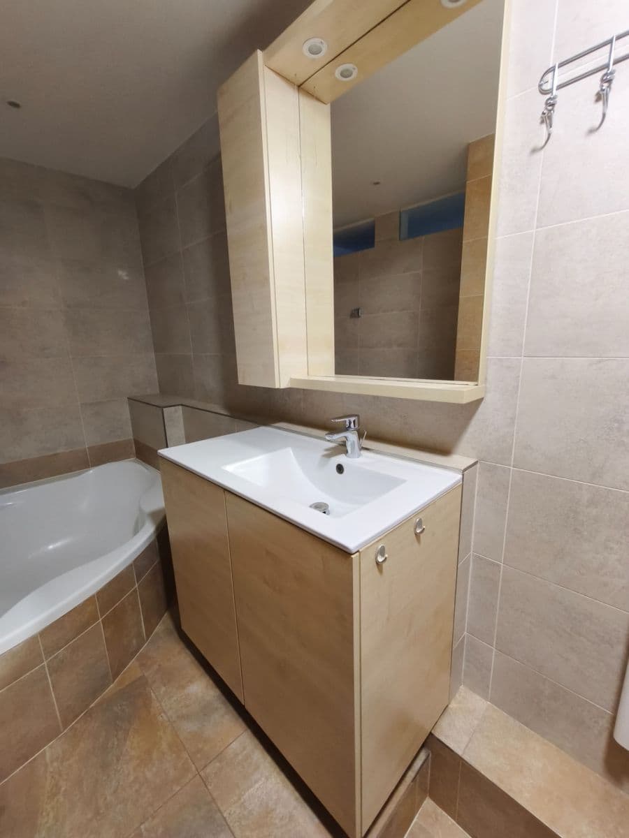 Pronájem bytu 3+1 76 m², Kachlíkova, Brno, Jihomoravský kraj Pronájem bytu 3+1 76 m², Kachlíkova, Brno, Jihomoravský kraj
