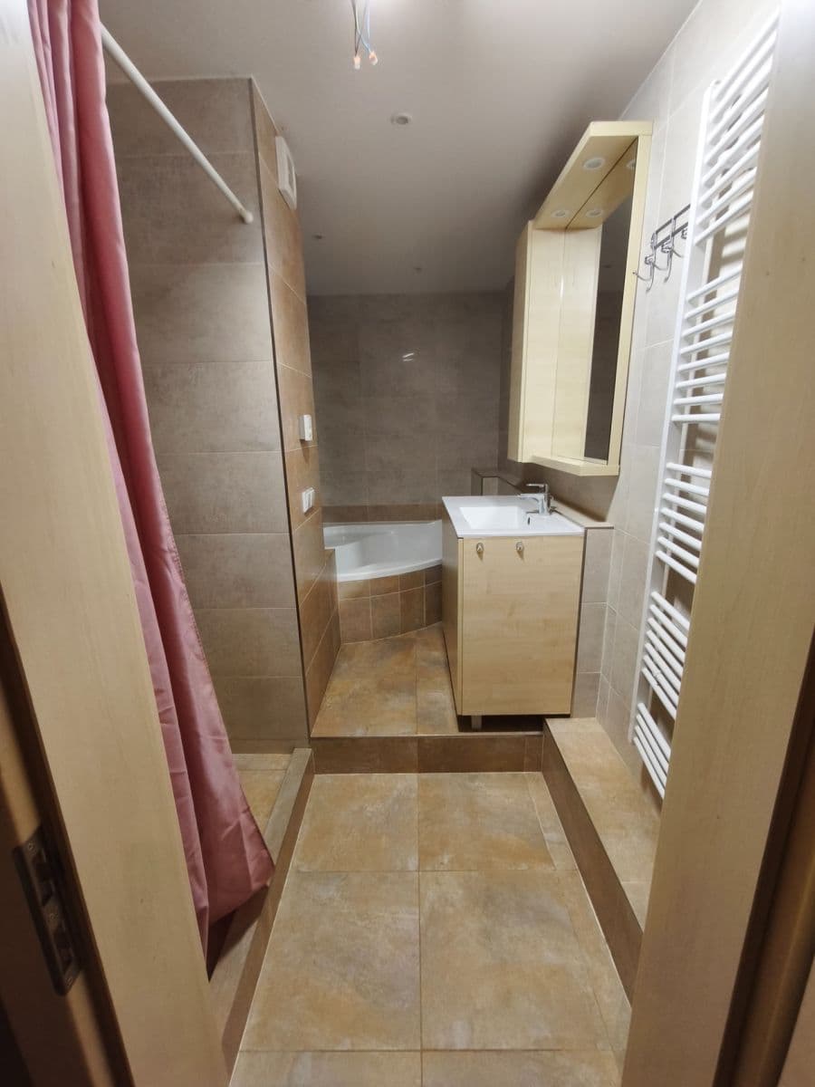 Pronájem bytu 3+1 76 m², Kachlíkova, Brno, Jihomoravský kraj Pronájem bytu 3+1 76 m², Kachlíkova, Brno, Jihomoravský kraj