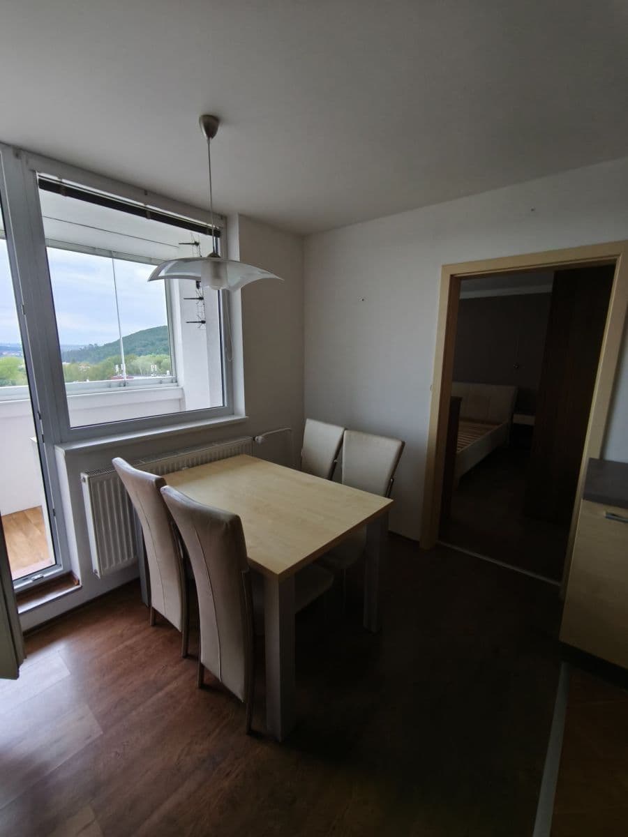 Pronájem bytu 3+1 76 m², Kachlíkova, Brno, Jihomoravský kraj Pronájem bytu 3+1 76 m², Kachlíkova, Brno, Jihomoravský kraj