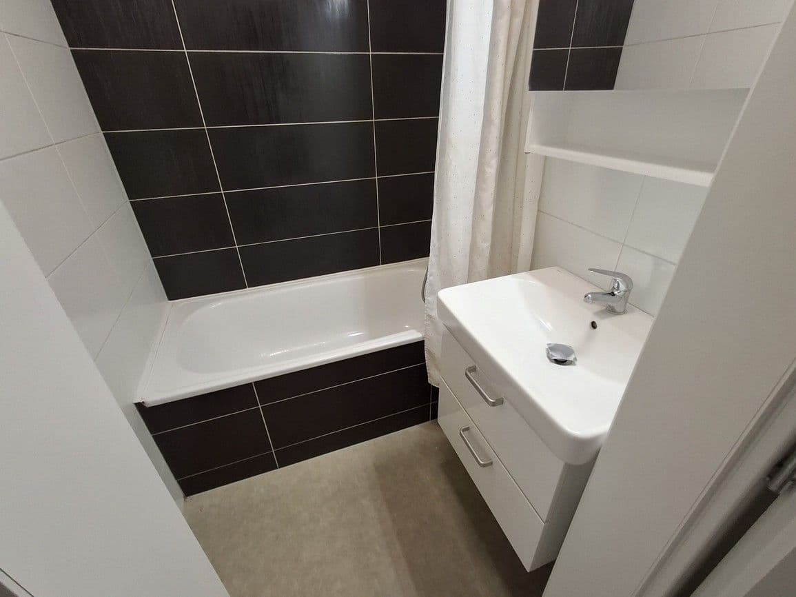 Pronájem bytu 2+1 56 m², Pastýřská, Cheb, Karlovarský kraj Pronájem bytu 2+1 56 m², Pastýřská, Cheb, Karlovarský kraj