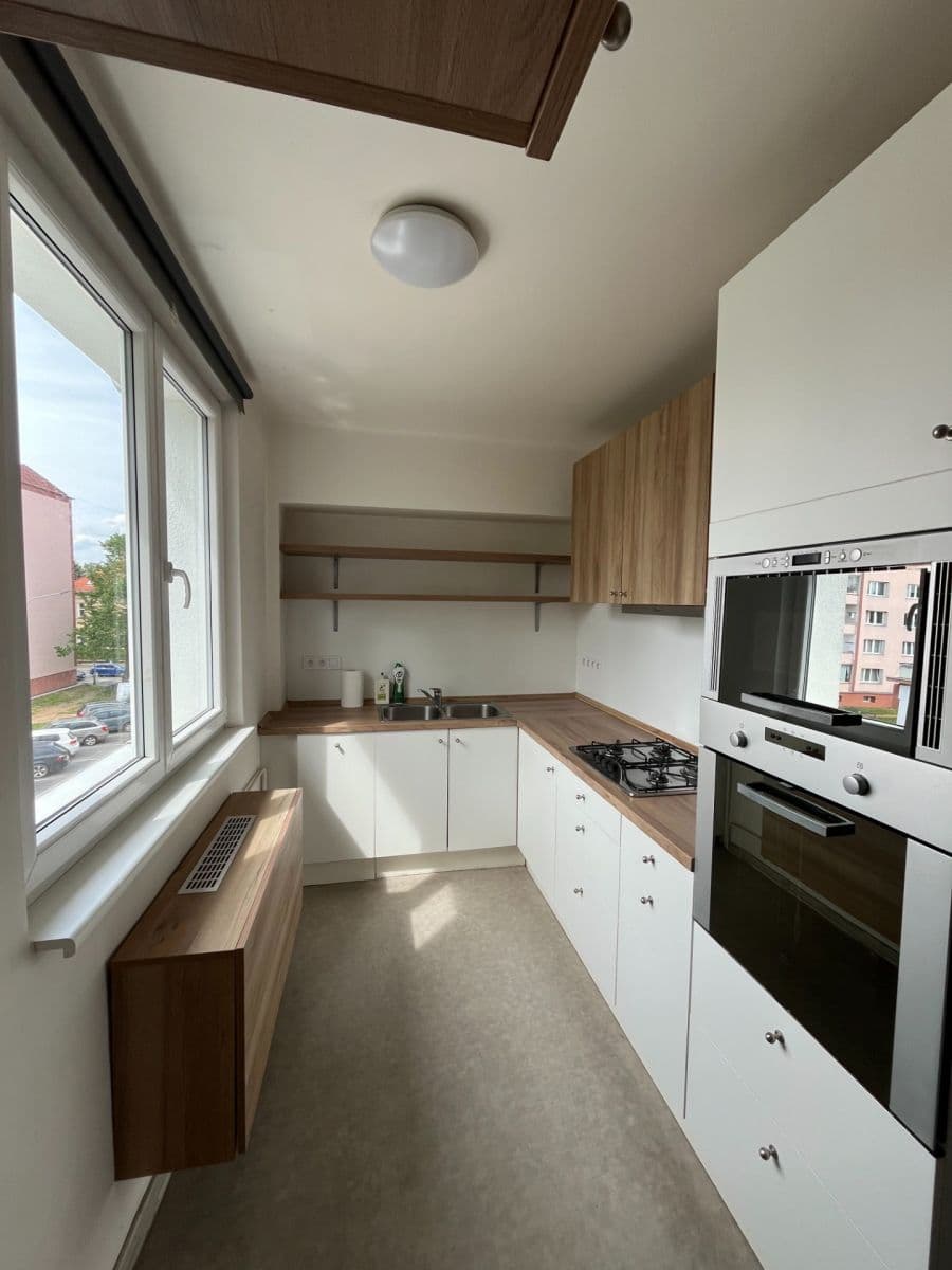 Pronájem bytu 2+1 56 m², Pastýřská, Cheb, Karlovarský kraj Pronájem bytu 2+1 56 m², Pastýřská, Cheb, Karlovarský kraj