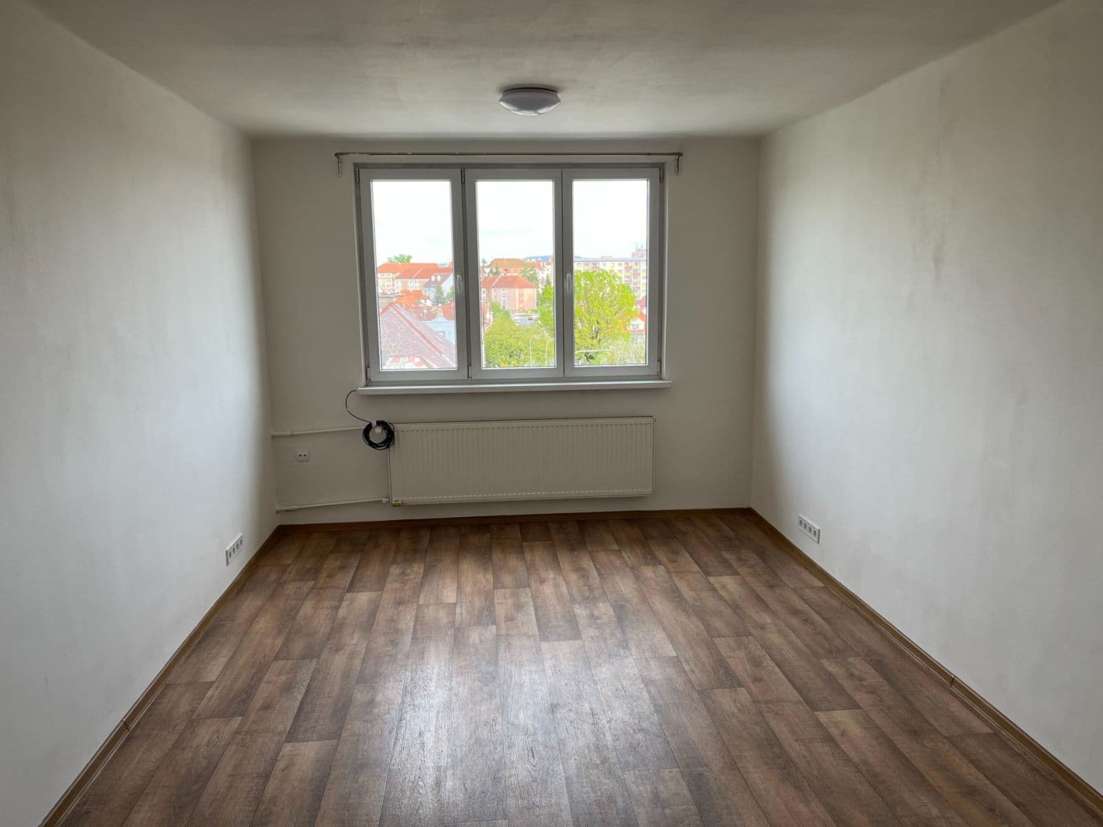 Pronájem bytu 2+1 56 m², Pastýřská, Cheb, Karlovarský kraj Pronájem bytu 2+1 56 m², Pastýřská, Cheb, Karlovarský kraj