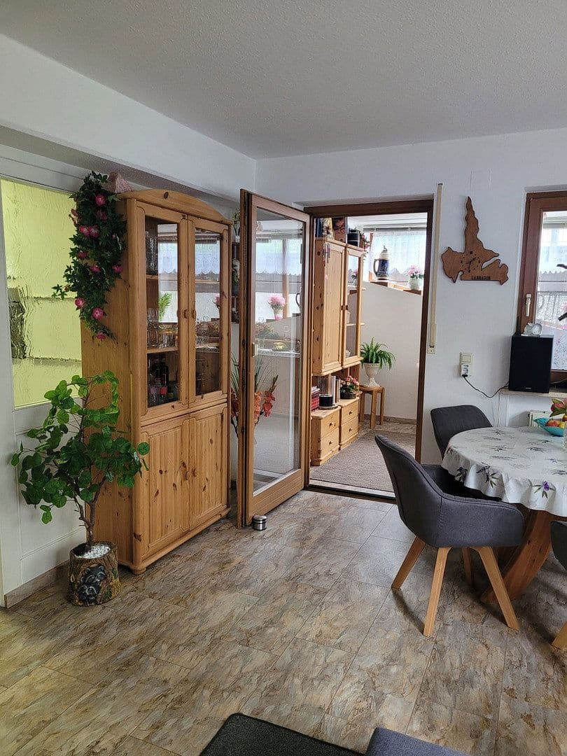Prodej bytu 3+1 77 m², Wiesgasse 70, Ichenhausen, Bavorsko Prodej bytu 3+1 77 m², Wiesgasse 70, Ichenhausen, Bavorsko