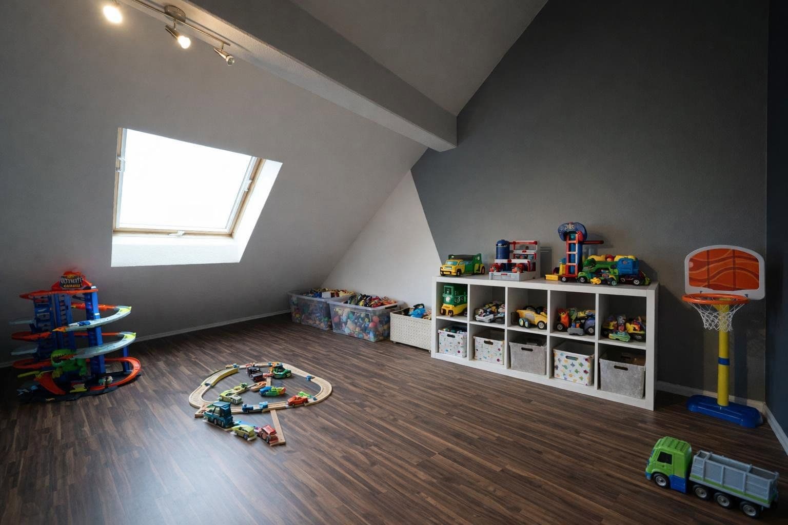 Prodej domu 119 m², pozemek 216 m², Helmut-Braun-Ring 2C, Rülzheim, Porýní-Falc Prodej domu 119 m², pozemek 216 m², Helmut-Braun-Ring 2C, Rülzheim, Porýní-Falc