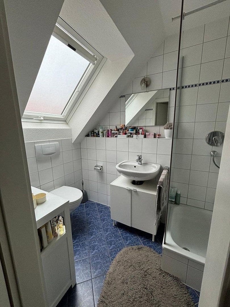 Pronájem bytu 3+kk 84 m², Leinfelden-Echterdingen, Bádensko-Württembersko Pronájem bytu 3+kk 84 m², Leinfelden-Echterdingen, Bádensko-Württembersko