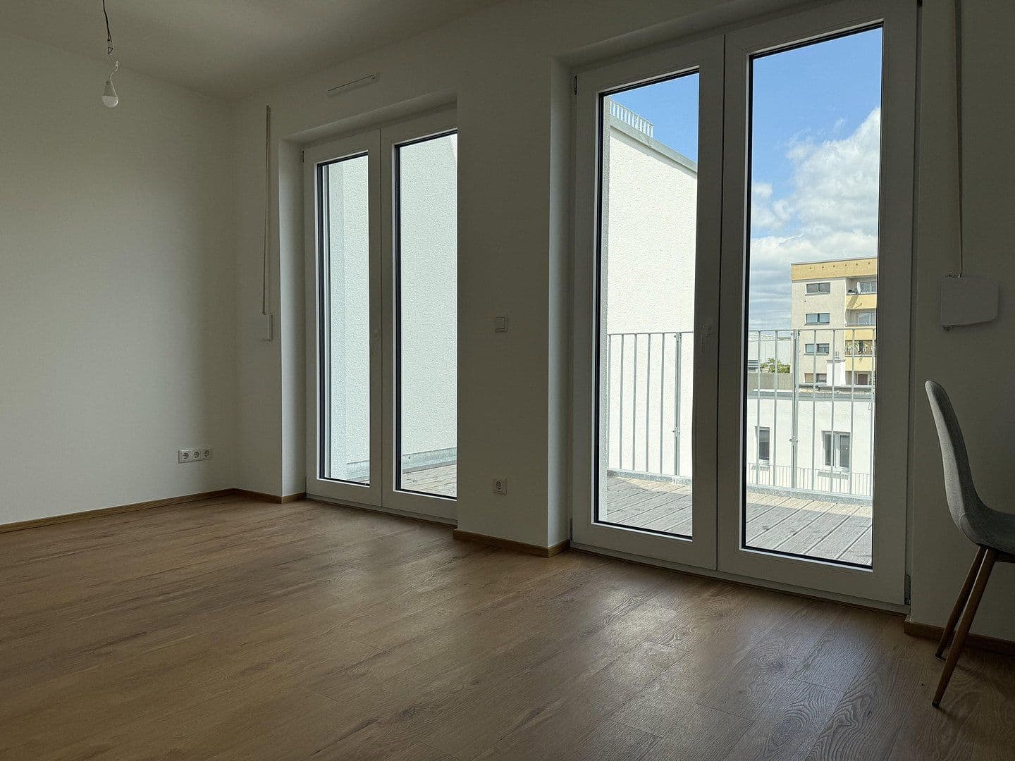 Pronájem bytu 2+1 45 m², Wiesenstraße 10, Berlin, Berlín Pronájem bytu 2+1 45 m², Wiesenstraße 10, Berlin, Berlín