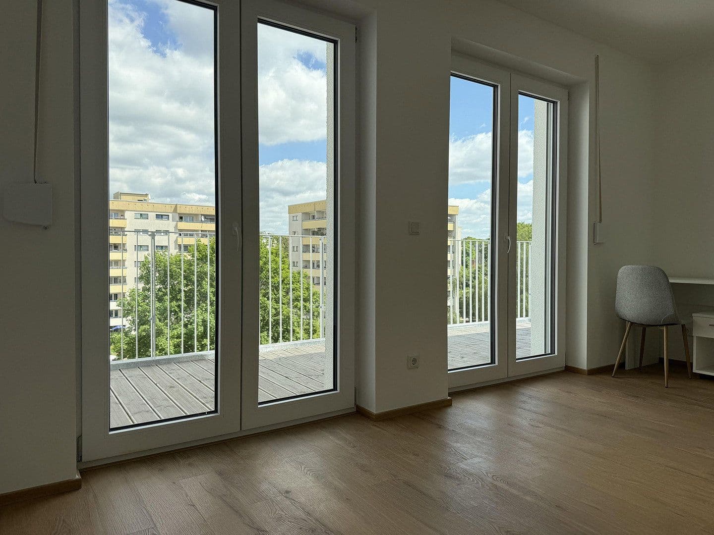 Pronájem bytu 2+1 45 m², Wiesenstraße 10, Berlin, Berlín Pronájem bytu 2+1 45 m², Wiesenstraße 10, Berlin, Berlín