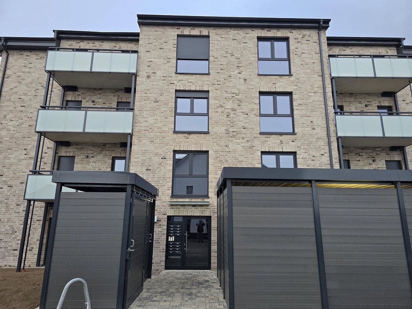 Prodej domu 2.703 m², pozemek 3.226 m², Waren (Müritz), Mecklenburg-Vorpommern Prodej domu 2.703 m², pozemek 3.226 m², Waren (Müritz), Mecklenburg-Vorpommern