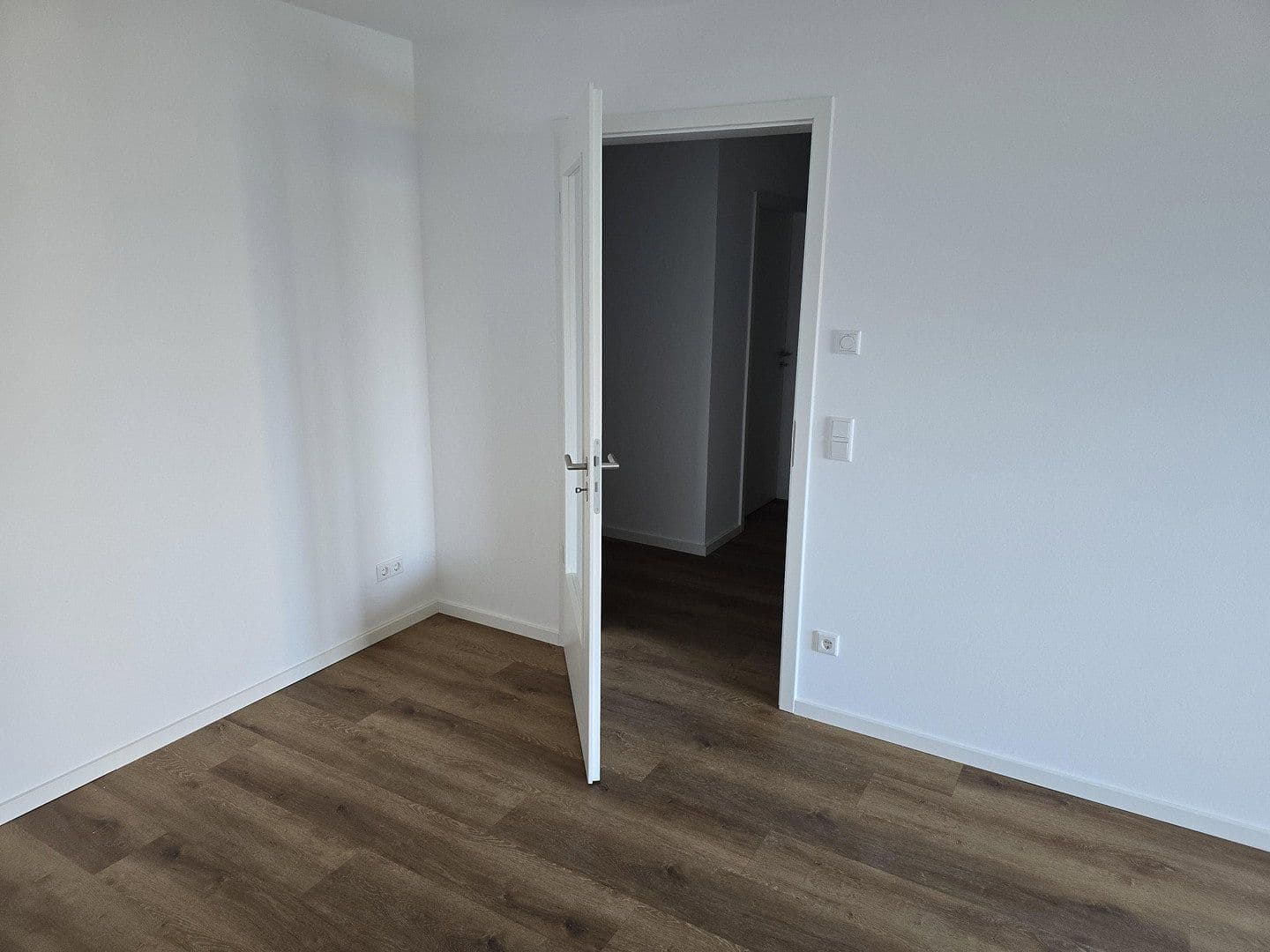 Prodej domu 2.703 m², pozemek 3.226 m², Waren (Müritz), Mecklenburg-Vorpommern Prodej domu 2.703 m², pozemek 3.226 m², Waren (Müritz), Mecklenburg-Vorpommern
