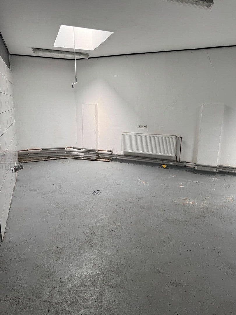 Pronájem nebytového prostoru 150 m², Helgenbrunnen 6, Saarbrücken, Země Sársko Pronájem nebytového prostoru 150 m², Helgenbrunnen 6, Saarbrücken, Země Sársko